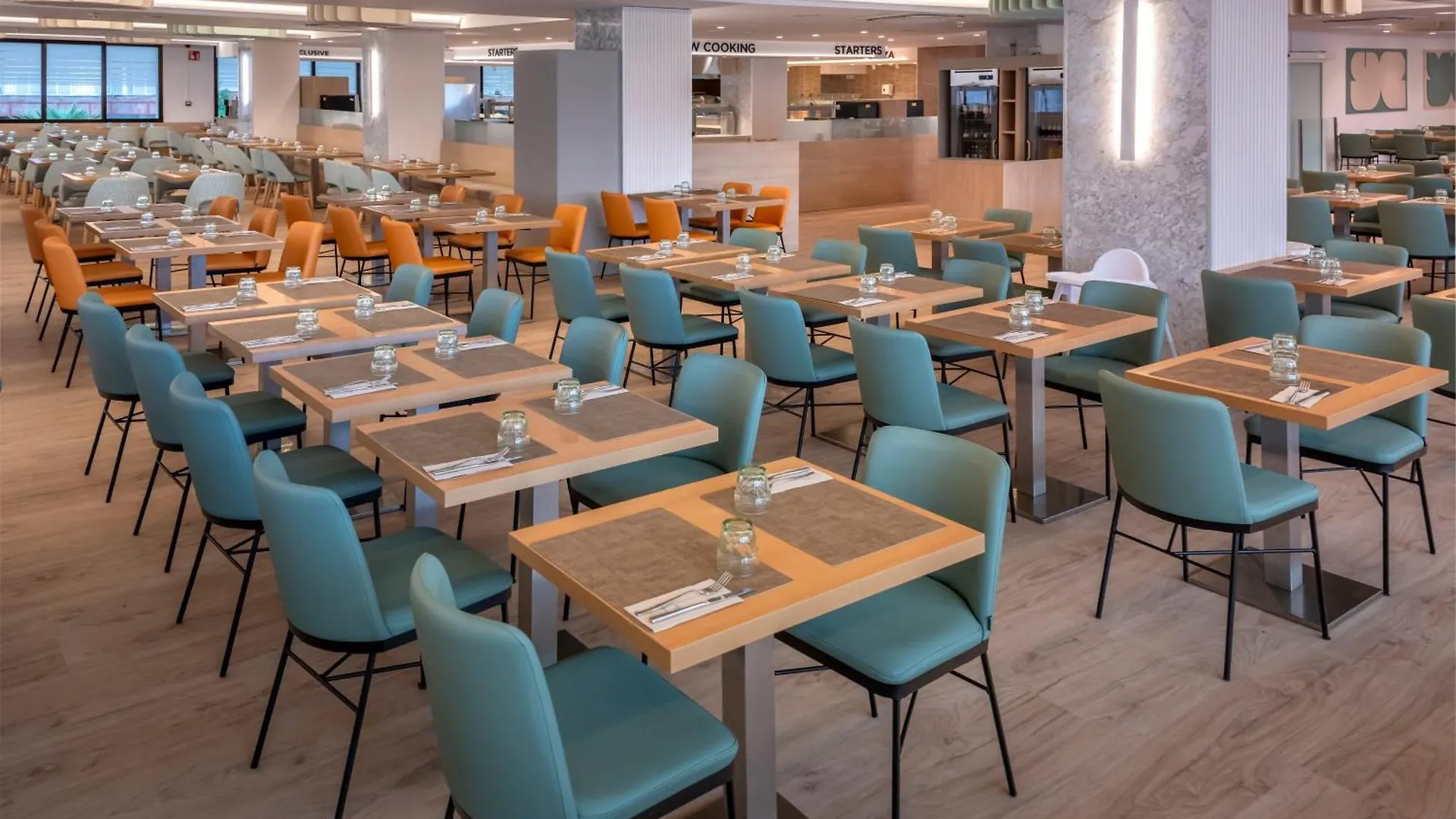 **** Hotel Ght Oasis Park & Spa Lloret de Mar Spain